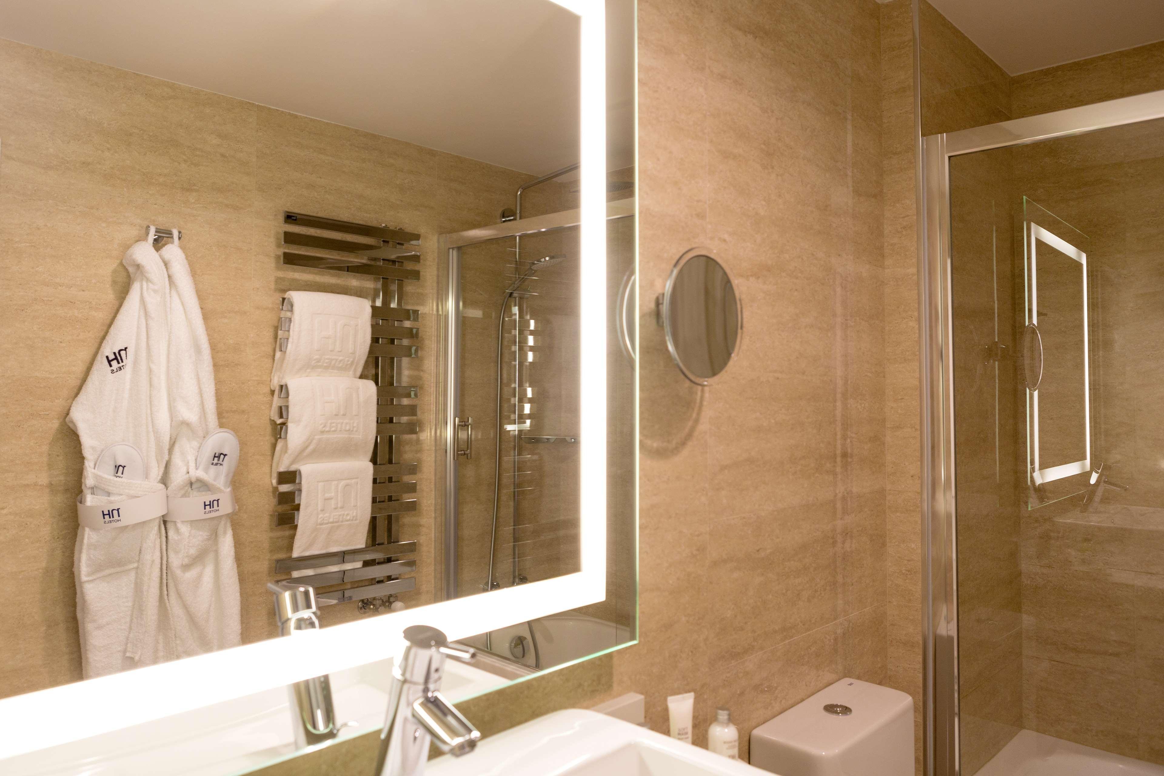 Hotel Nh Oviedo Principado Zewnętrze zdjęcie