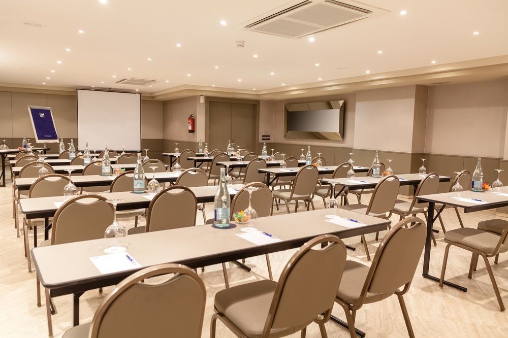 Hotel Nh Oviedo Principado Zewnętrze zdjęcie