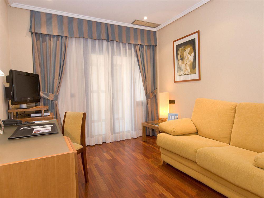 Hotel Nh Oviedo Principado Pokój zdjęcie
