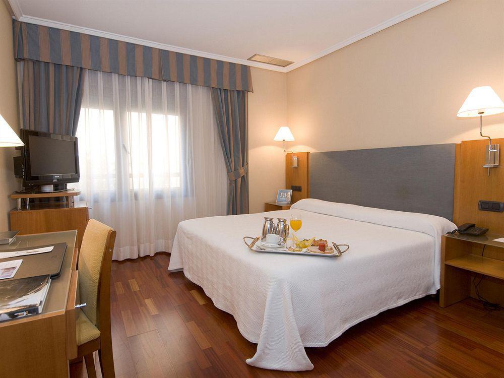 Hotel Nh Oviedo Principado Pokój zdjęcie